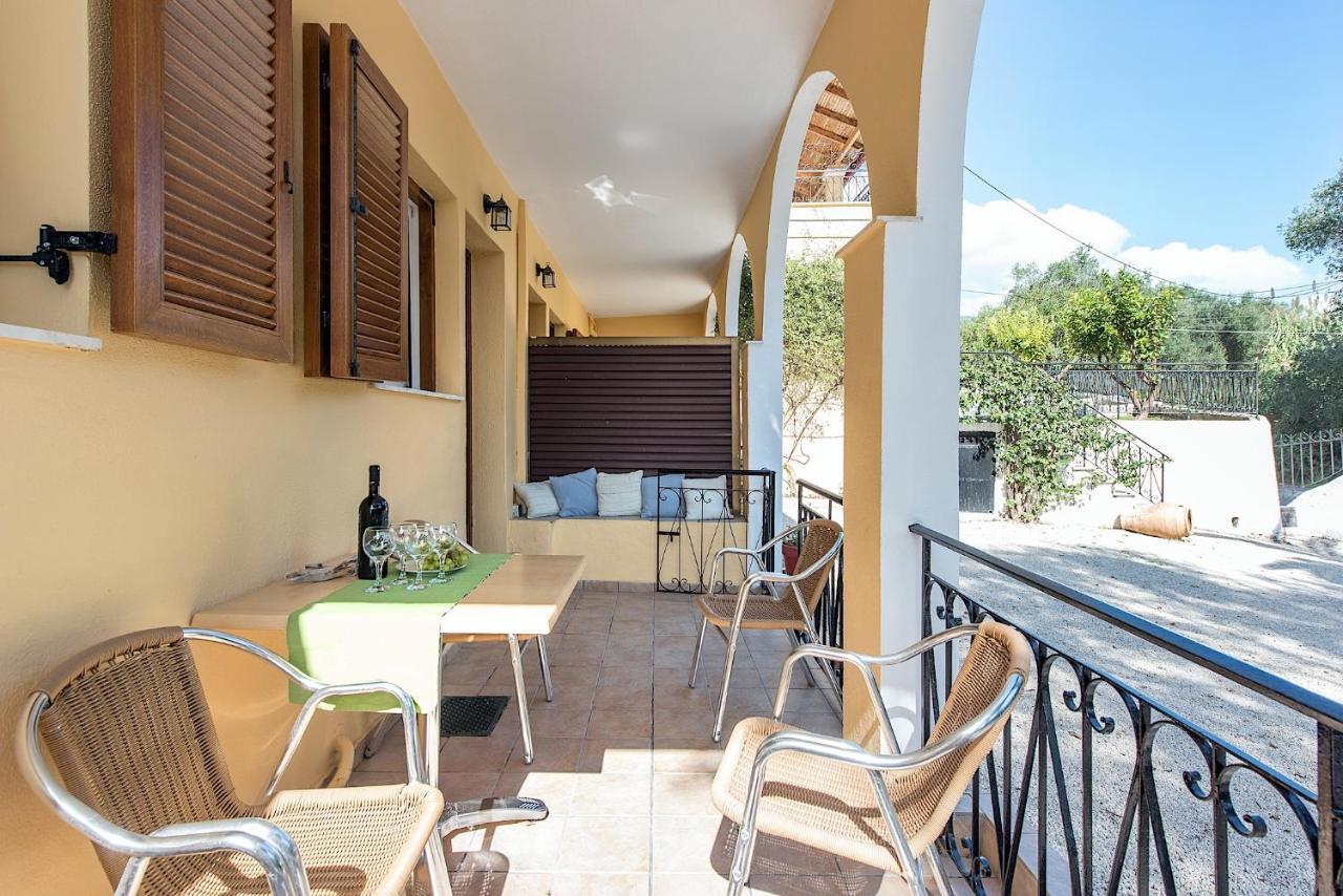Kokoros Apartments Κάτω Κορακιάνα Εξωτερικό φωτογραφία